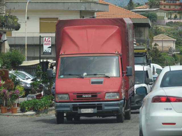 El camión ligero Daily fue el primer desarrollo propio tras la fusión que dio lugar a IVECO.